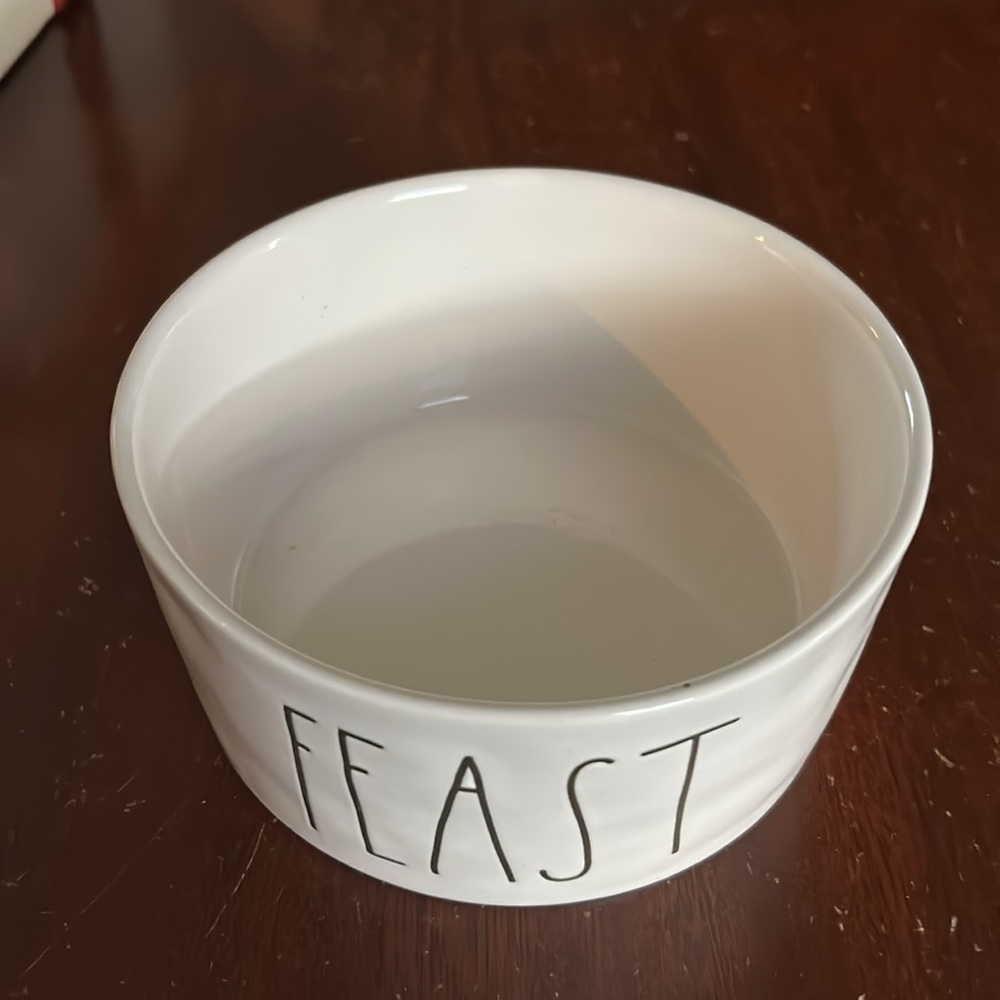 Rae Dunn ceramic cat bowl. “Feast” EUC - Picture 2 of 5